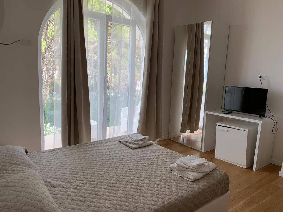 Hotel Artemide Mare Paestum Zewnętrze zdjęcie