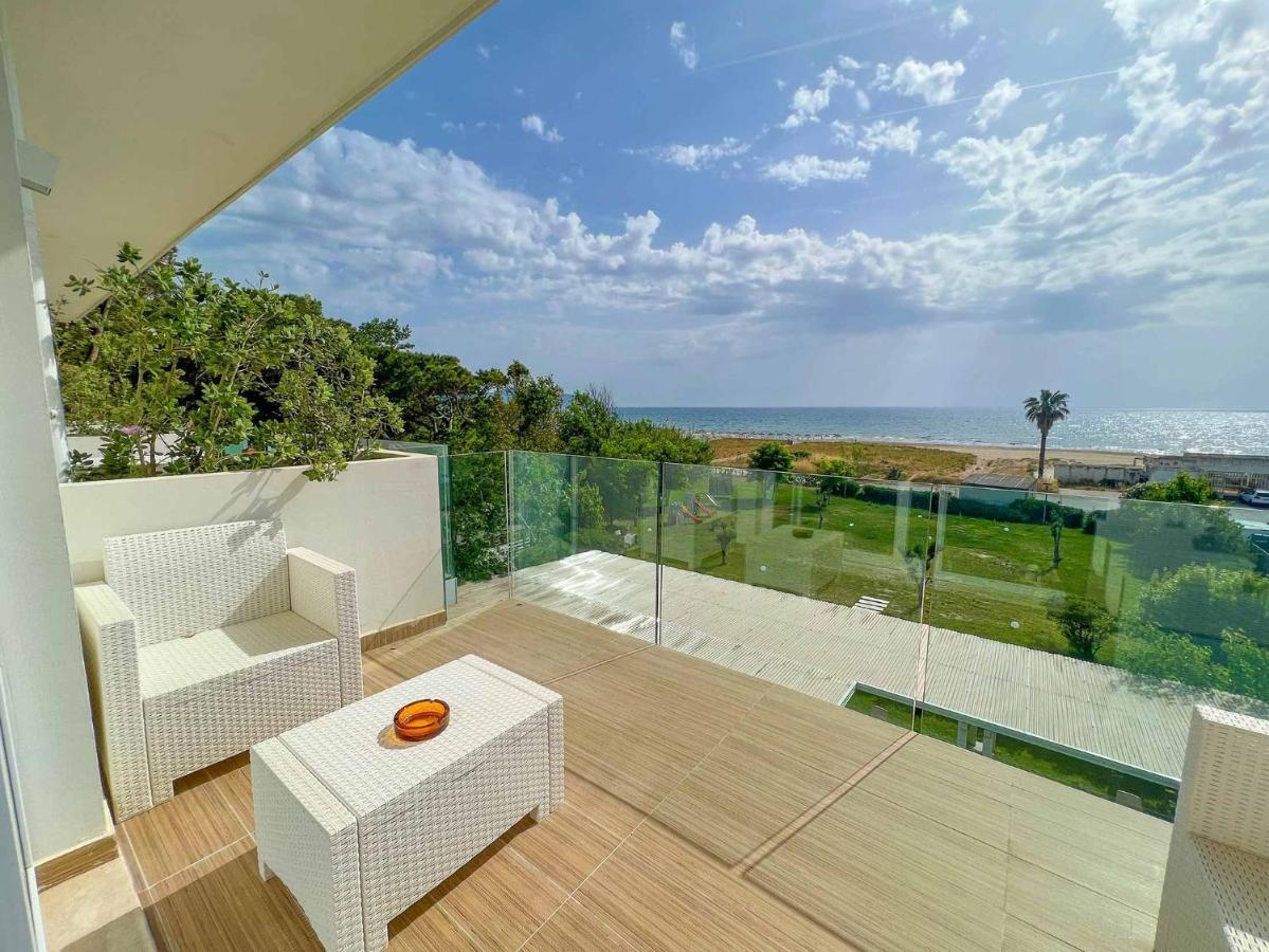 Hotel Artemide Mare Paestum Zewnętrze zdjęcie