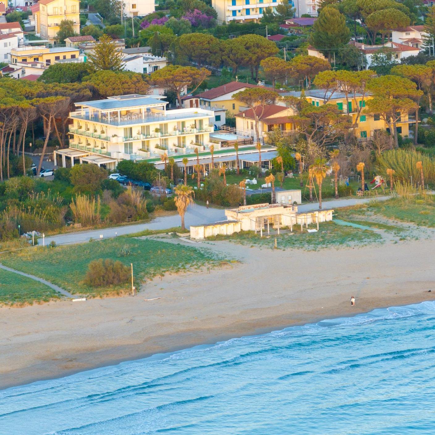 Hotel Artemide Mare Paestum Zewnętrze zdjęcie
